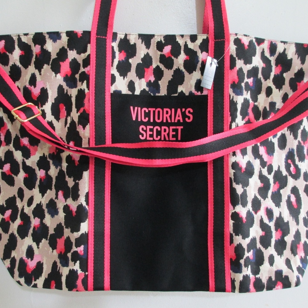 NWT VICTORIA'S SECRET Leopard Weekender Tote Bag - Picture 2 of 8